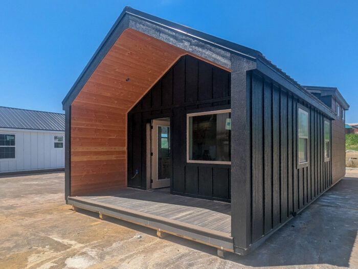 16 x 38 Lincoln - Texas Factory - COMING SOON!